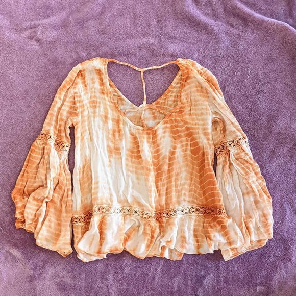 Tie Die Open Back Blouse - Picture 3 of 5